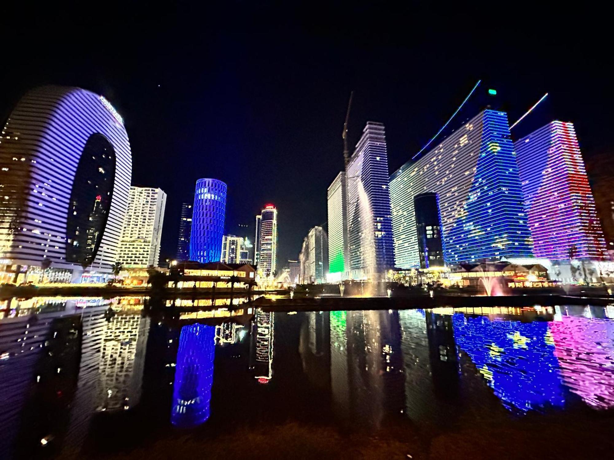 Orbi City- Comfort Апартаменты *