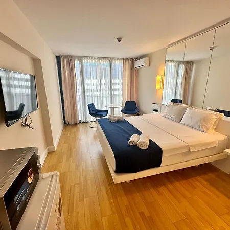 Orbi City- Comfort Suites Батуми Экстерьер фото